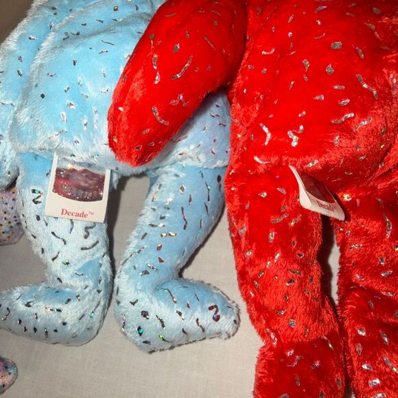 TY Beanie Baby Trio – Signature 2001 & Decade 2003 Bears – Confetti, Blue & Red - Picture 6 of 13
